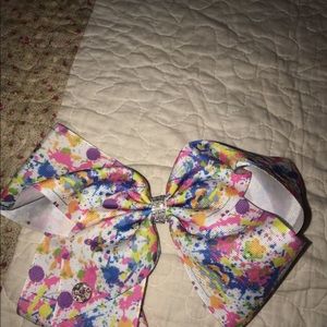 Jojo Siwa jumbo bow